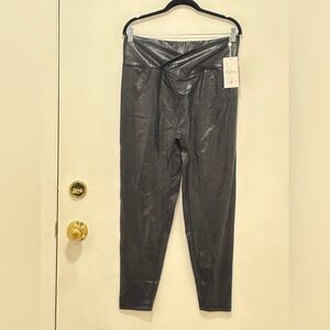 Buffbunny Black Shiny Faux Leather Leggings. Size XXXL